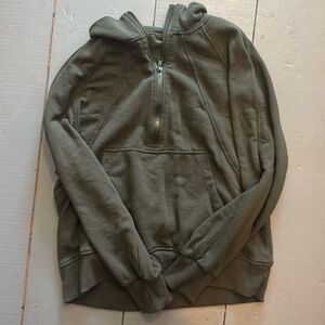 Green scuba pullover